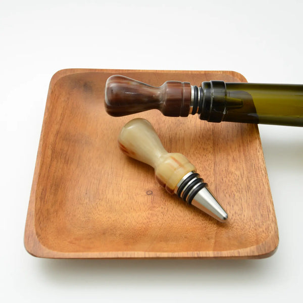 Horn Chapeau Wine Stopper Maadili