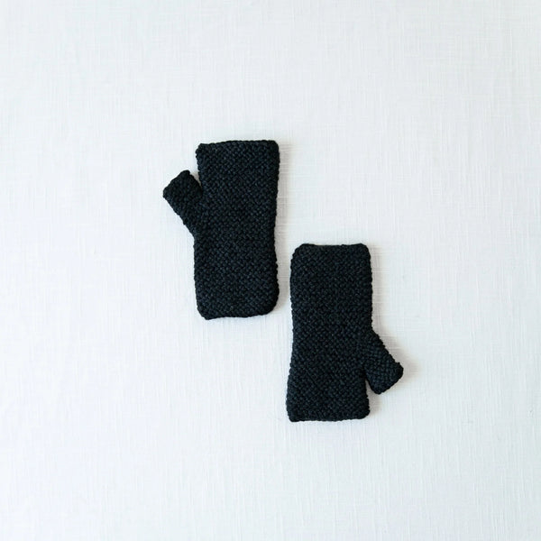 Cusco Wrist Warmer Andes Gifts Black