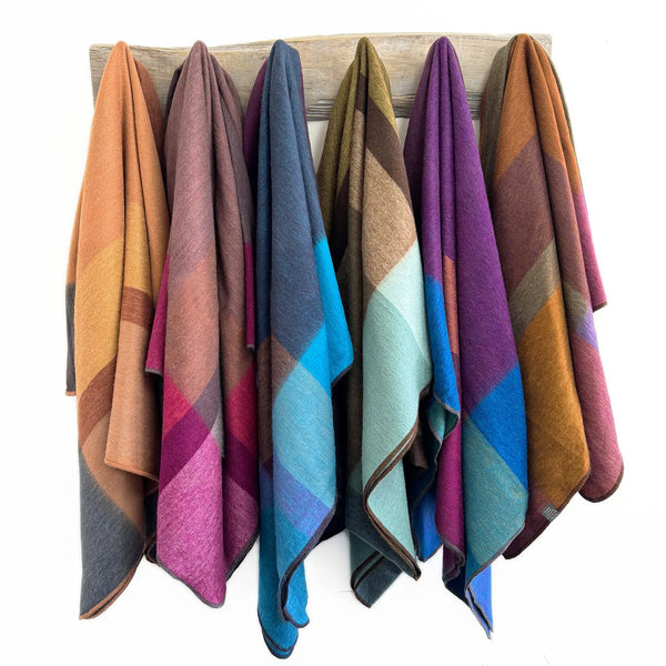 Baby Alpaca Throw Shupaca