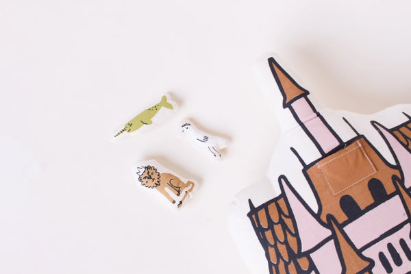 Castle Interactive Pillow Regular imani   