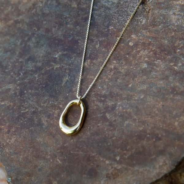Cove Necklace Yewo