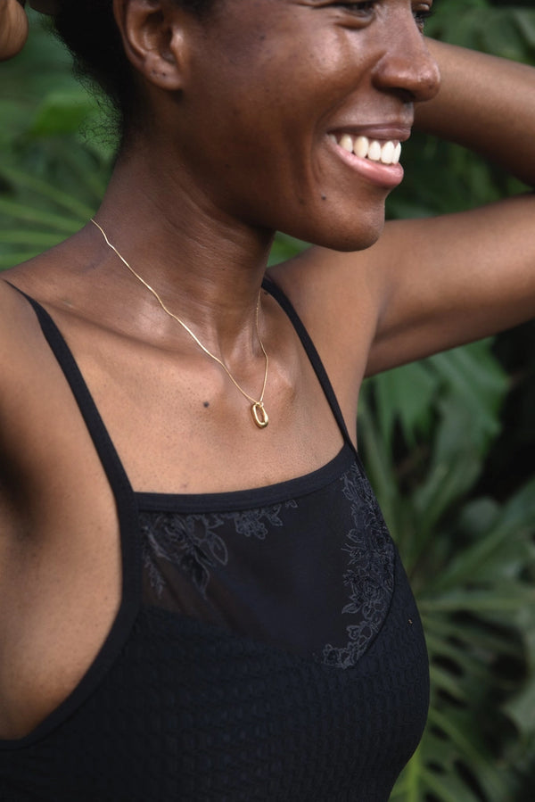 Cove Necklace Yewo