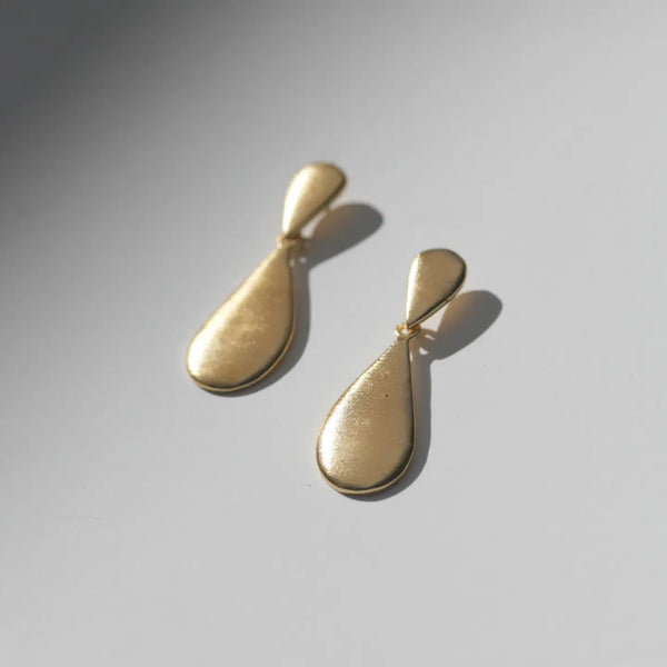 Luxe Gold Teardrop Earrings Rover & Kin