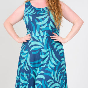 Fit & Flare - Ferns Navy Global Mamas