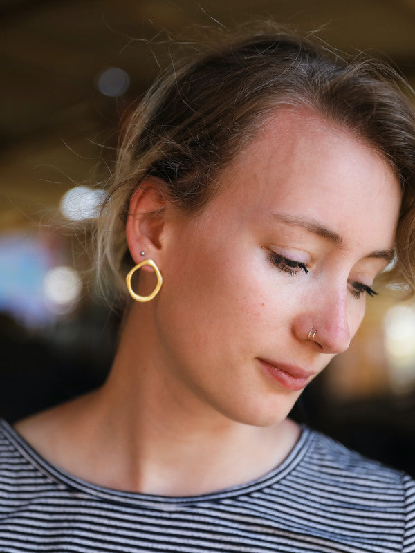 Abstract Stud Earrings Regular Fair Anita   