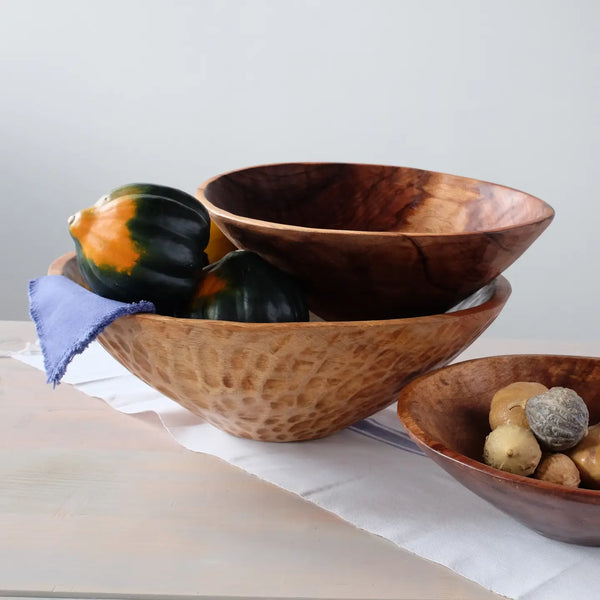 Carved Wooden Salad Bowl Sobremesa