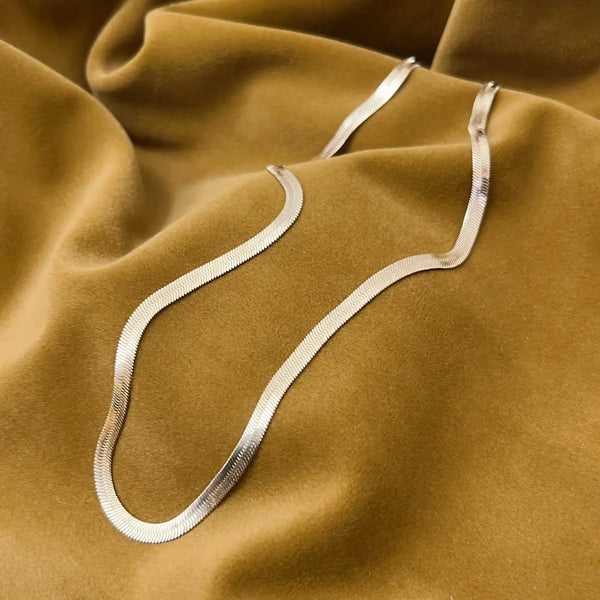 Sol Gold Necklace Yewo