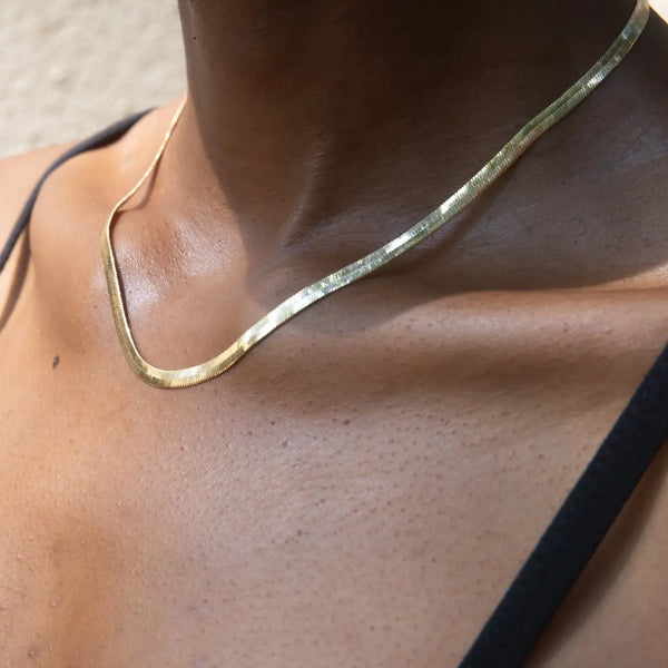 Sol Gold Necklace Yewo