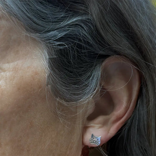 Tiny Cat Face Earring