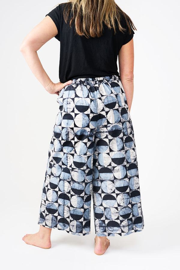 Trousers - Mod Circle Black Global Mamas